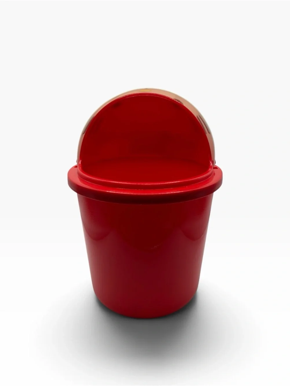 Hello Kitty Desktop Dustbin Mini Trash Can – 8 Inch